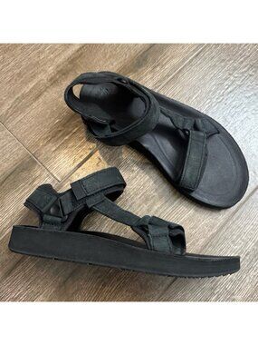 Teva Leather Sandals Womens 9 Style 1016934 Comfort Outdoor Shoes